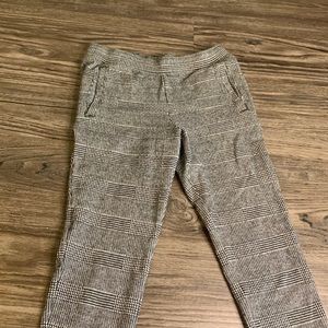 Plaid pants, black and white with pockets.